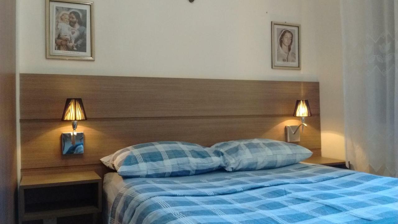 Casa Sagrada Familia - Cn Hospedagem domiciliar *